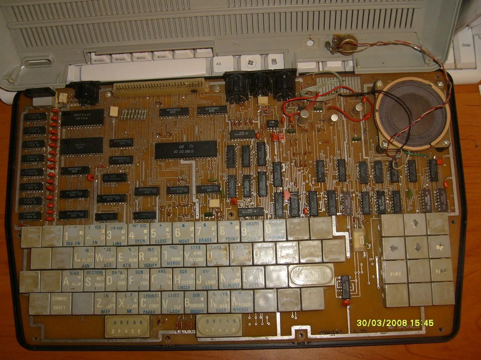 Пк содержание драгметаллов. Zx spectrum бк001. zx spectrum плата. спектрум компьютер ссср. zx spectrum содержание драгметаллов.
