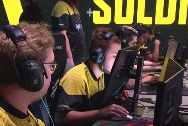 Cs go мониторы