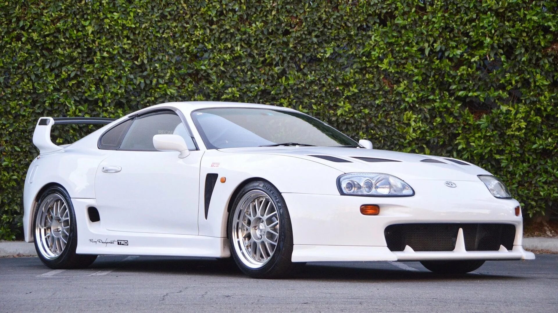 Toyota supra левый руль. Супра тойота 1995. Toyota supra mk4. Леворукая тойота супра. Тойота супра а80 мк4.