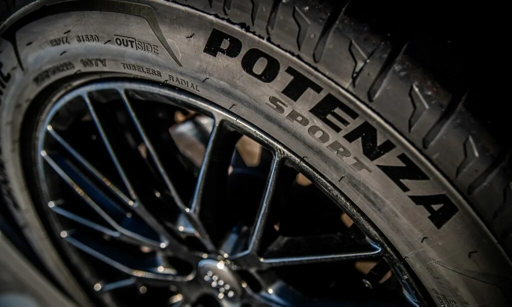 Купить резину r18 в москве. Летняя шина Bridgestone potenza Sport. Bridgestone 235/45r18 98y XL potenza Sport TL. Bridgestone potenza Sport 275/35 r18 99y XL. Bridgestone potenza Sport 275/45 r20 110y XL.