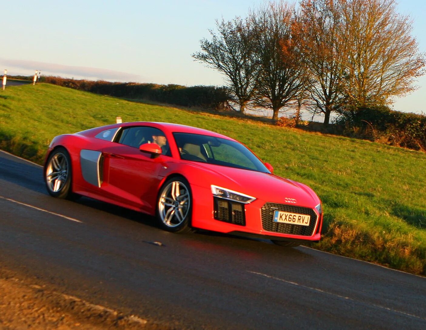 Р 8 84. Р 8 84. Audi r8 универсал. Ауди р8 сток. Audi r8 v10 plus.