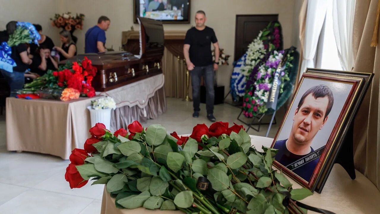 Траур. Волгоград похороны сегодня украины. Волгоград похороны сегодня украины. Волгоград похороны сегодня украины. Волгоград похороны сегодня украины.