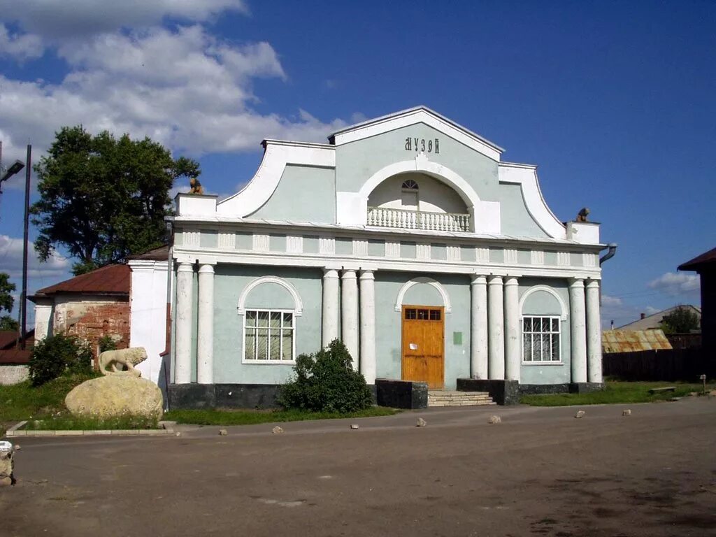 Город советский кировская область. Музей Советск Кировской области. Краеведческий музей Советск Кировская область. Пожарная каланча в Советске Советск. Краеведческий музей Советск.