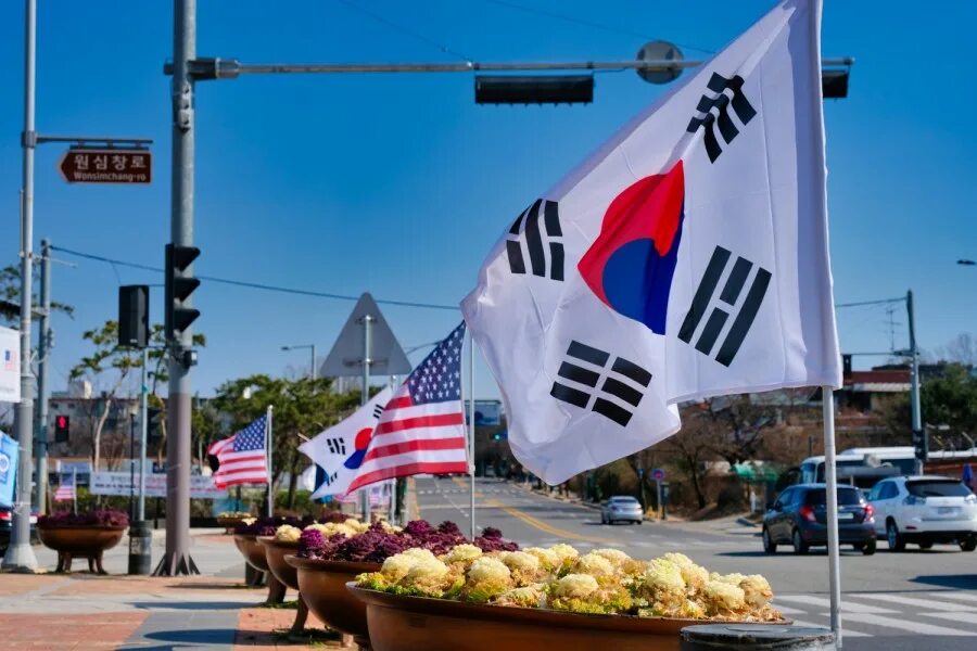 Южная корея америка. Южная корея и америка. корея под сша. американцы в южной корее. корея америка майкоп.