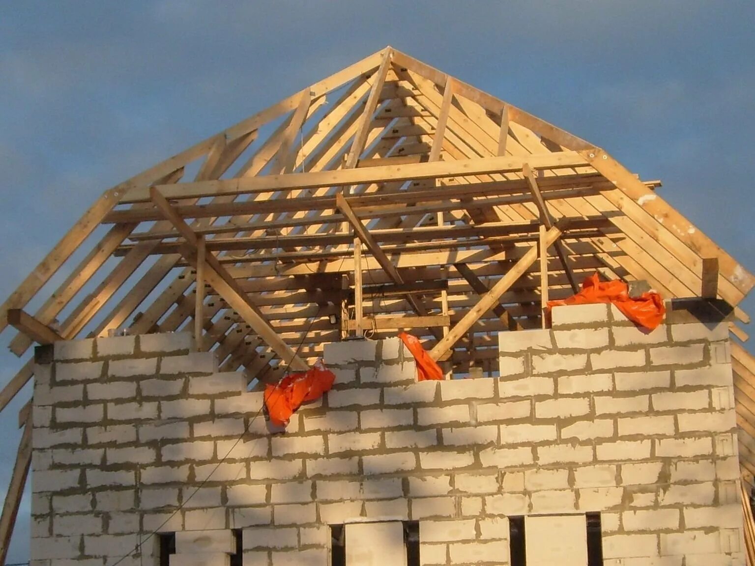 Как делается крыша. Как делается крыша. Кровля с мансардой стропильная система. Стропила 50х150 или 50х200. Как делается крыша.