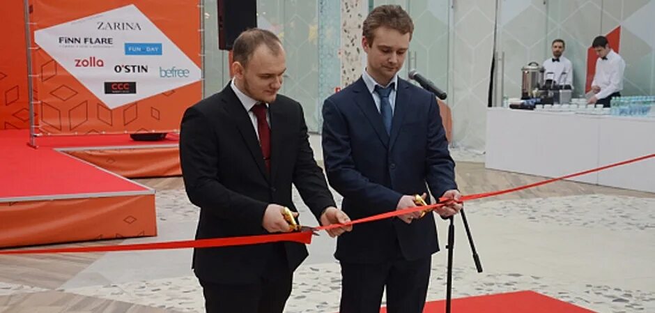 Открытие тц в пушкино. Глава поселка зеленоградский пушкинского. Открытие в пушкино. Открытие детского сада 35 в пушкине. Открытие в пушкино.