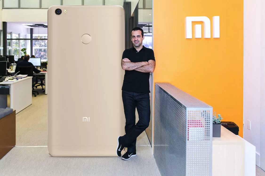 Что случилось с ксиаоми сегодня. 108 мегапикселей в смартфоне. Xiaomi redmi 2019. Акция сяоми. Lei jun stamp.