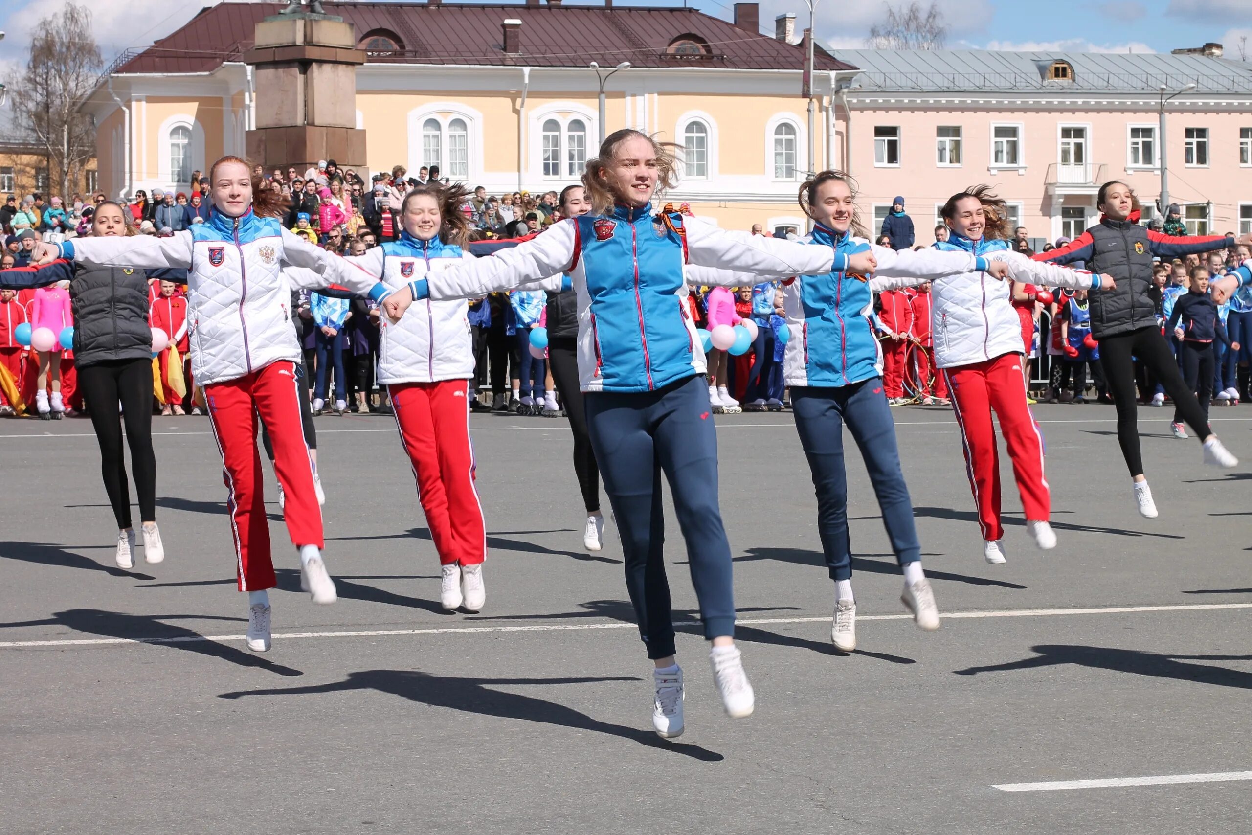 1 мая петрозаводск. Петрозаводск 2021. День Победы в Петрозаводске. День Победы Петрозаводск 2022. Петрозаводск май.