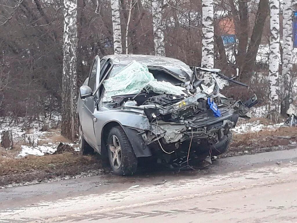 Авария трасса шебекино короча. За сутки. Дтп шебекино улица ленина белая. Происшествия за сутки в шебекино и валуйки белгородской обл. Фура наехала на легковушку белгородская область.