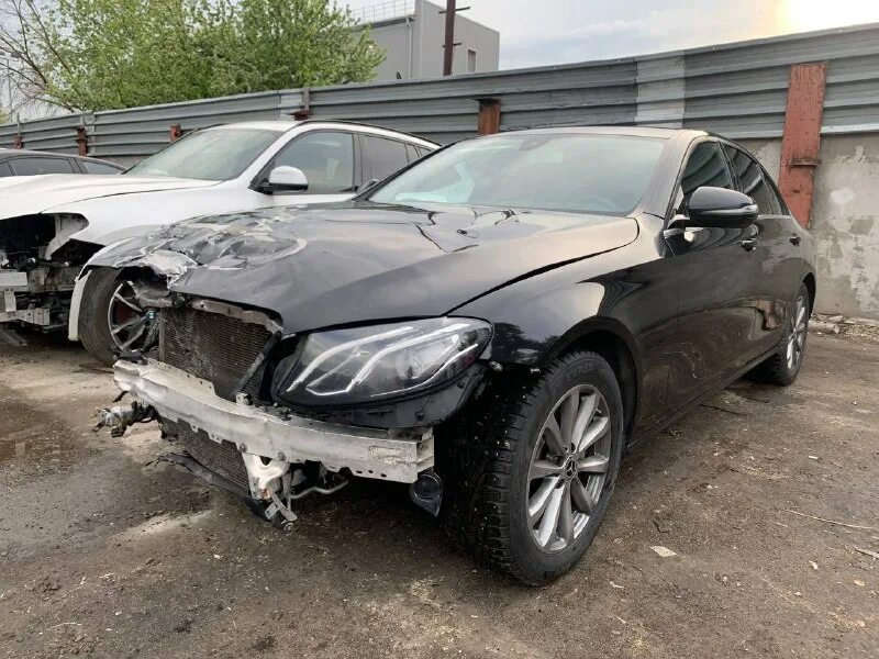 битый митсубиси лансер 10. фольксваген гольф 4 гнилой битый. битые авто москва и московская область. битые машины. Bmw x5 e70 битый.