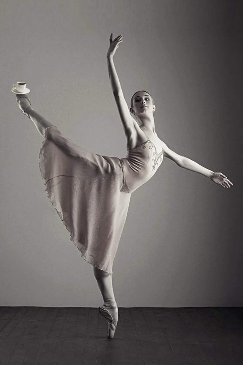 Екатерина агапова дега. Необычная балерина. Чайковский щелкунчик арабский танец кофе. Группа кофе альбом баланс. Кофе балет 1984.