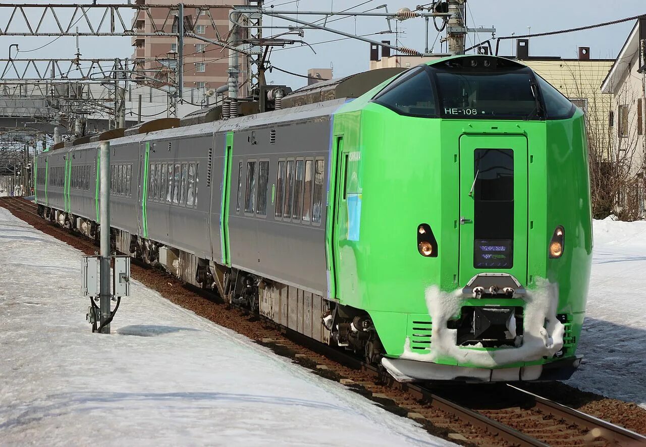 Поезд (Hokkaido Railway. Сирена поезда. Сиреноголовый поезд.