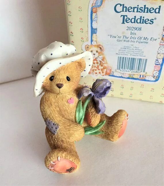 Matt teddy. Matt teddy. Коллекция игрушек для взрослых. Фигурки тедди из шерсти. Красный плюшевый медвежонок.