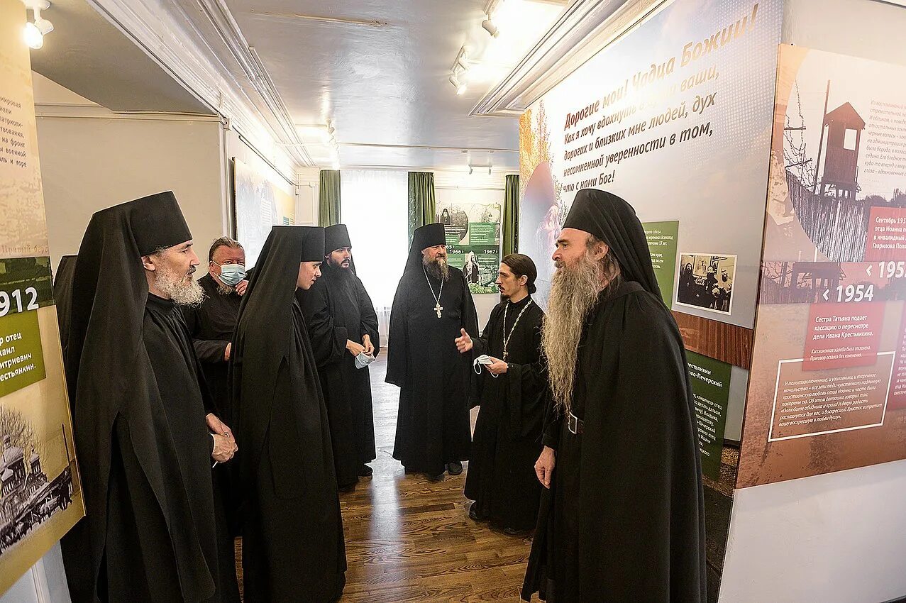 Игумения анатолия. Матушка софия шамордино. Настоятельница монастыря. Какого батюшка монастыря. Саратов отец макарий.