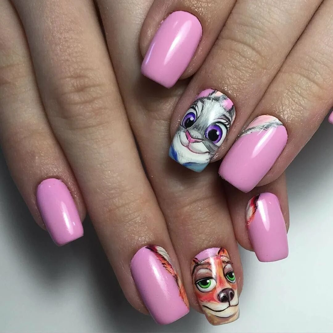 Маникюр с героями мультфильмов. Маникюр на короткие ногти с мультяшками. Мульти ногти. Оригинальные ногти. Прикольный маникюр на короткие ногти.