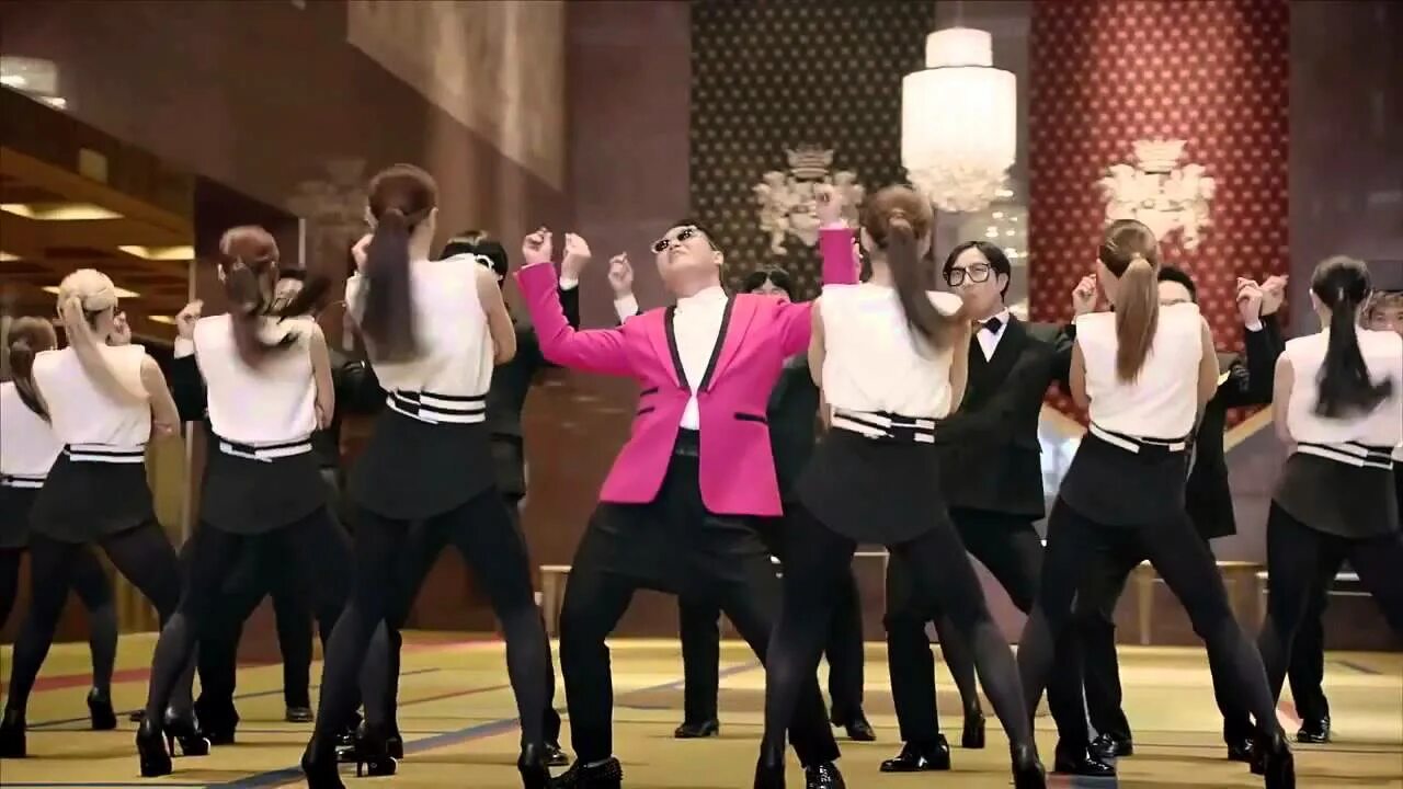 Psy gentleman клип. Gentleman psy джентльмен. Опа гангам стайл джентльмен. Psy gentleman v. Партнерша psy - gentleman.