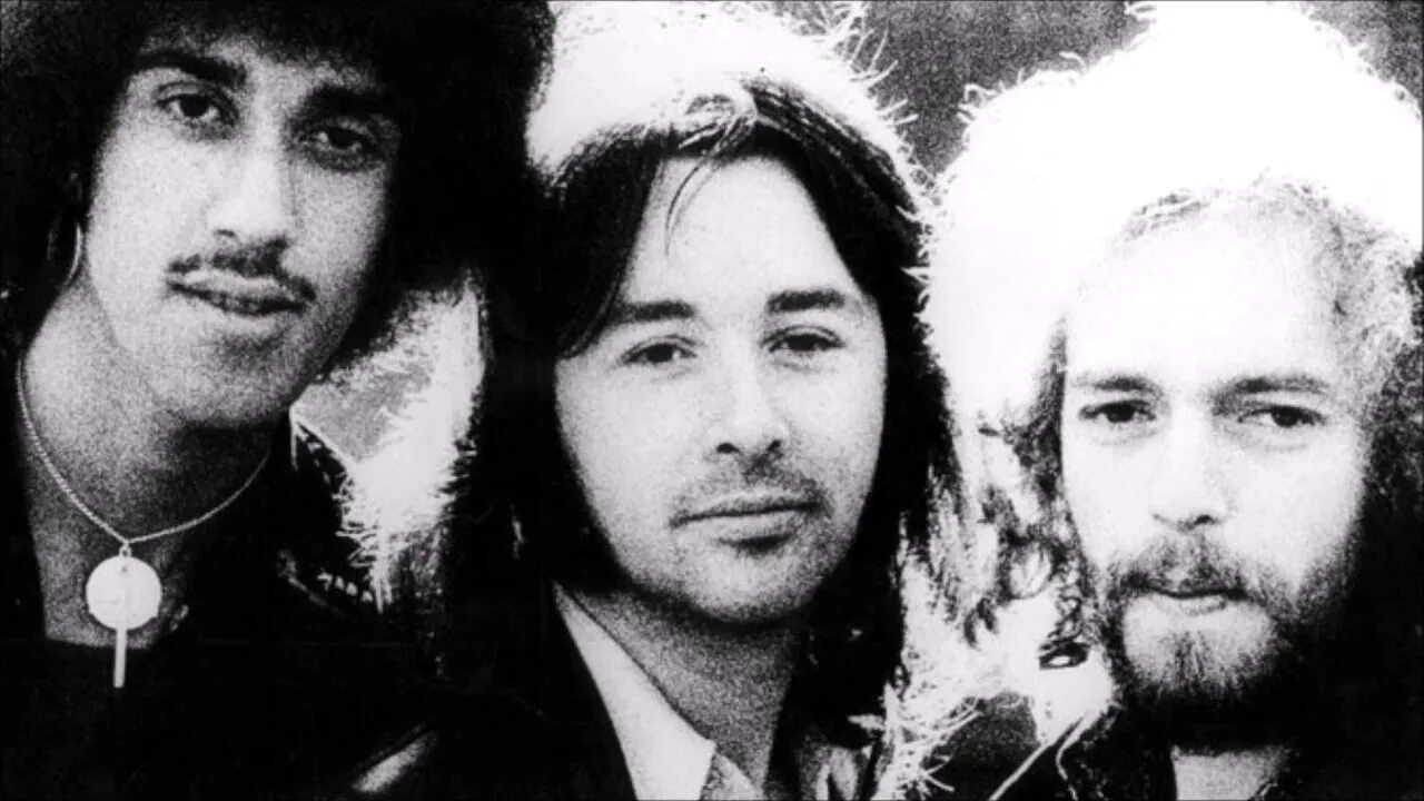 Lizzy whiskey. Группа thin lizzy. thin lizzy 1973. группа thin lizzy whiskey. группа thin lizzy альбомы.