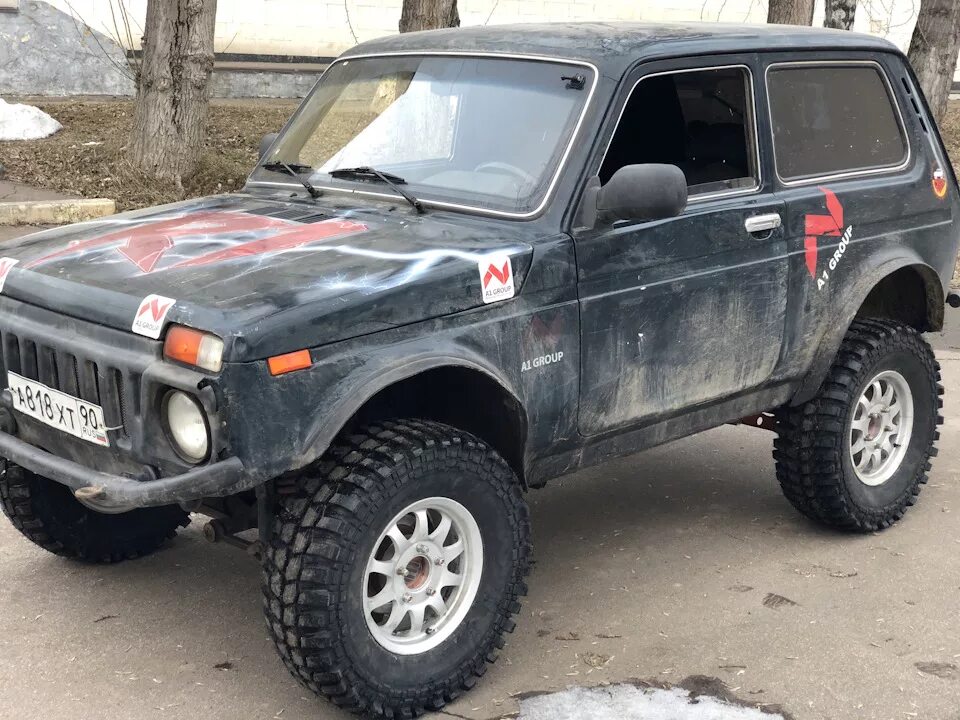 Колеса на ниву. 31 колеса на ниву 2121. 31/10.5 r16 на ниву. 31 10,5 на ниву. нива на 31 колесах.