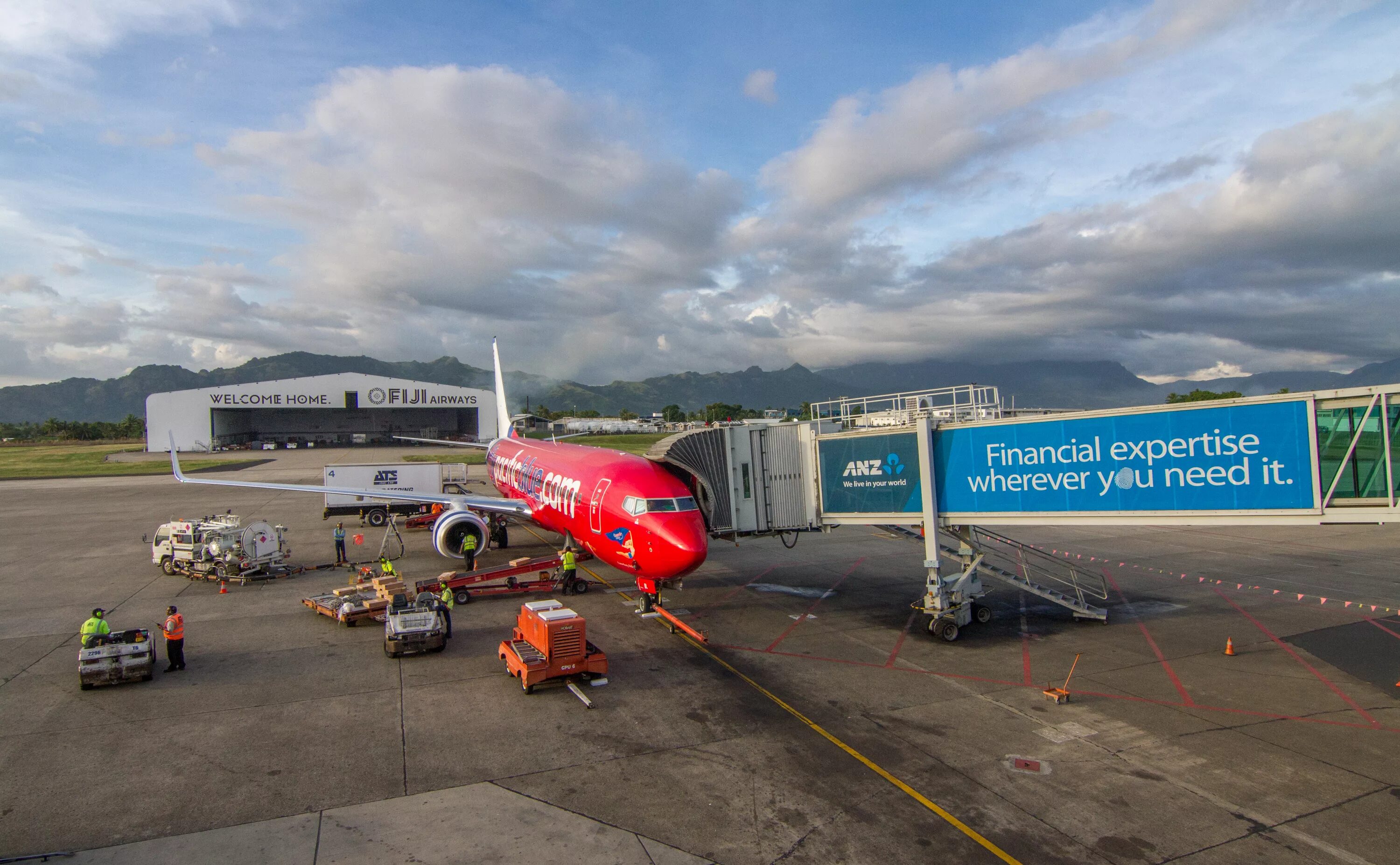 Аэропорт 4 класса. Аэропорт 4 класса. Airport 4. Аэропорт симс 4. Аэропорт 4.