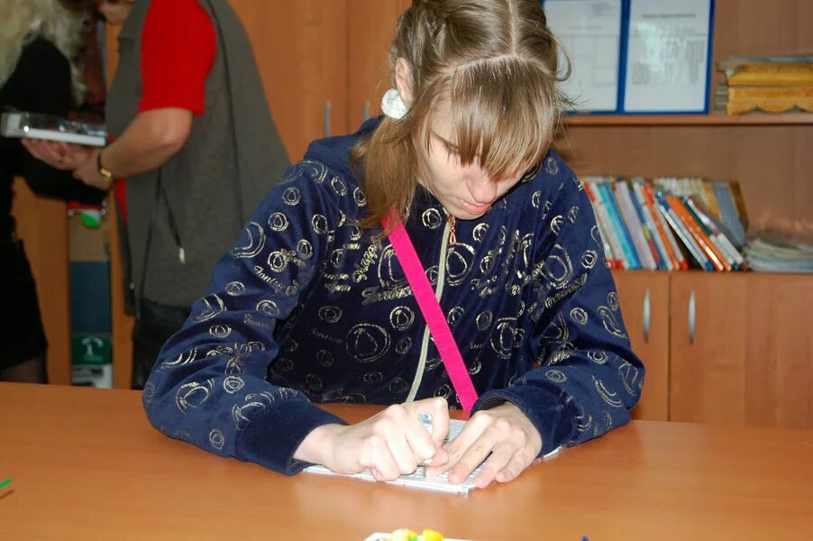 слабовидящие дети нижний новгород. школа для слабовидящих детей екатеринбург. слабовидящие дети нижний новгород. школа для слепых и слабовидящих нижний новгород. школа слепых нижний новгород.