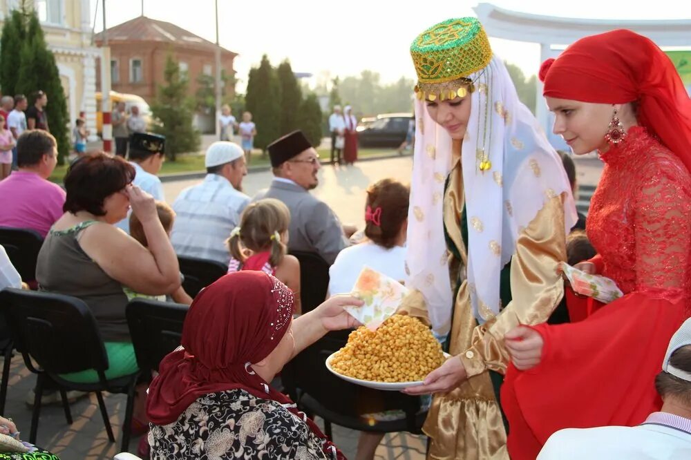 Ураза байрам саратов. Ураза байрам. Праздники Ислама Ураза байрам. С праздником мусульман Ураза байрам. Мусульманский праздник разговения «Ураза-байрам».