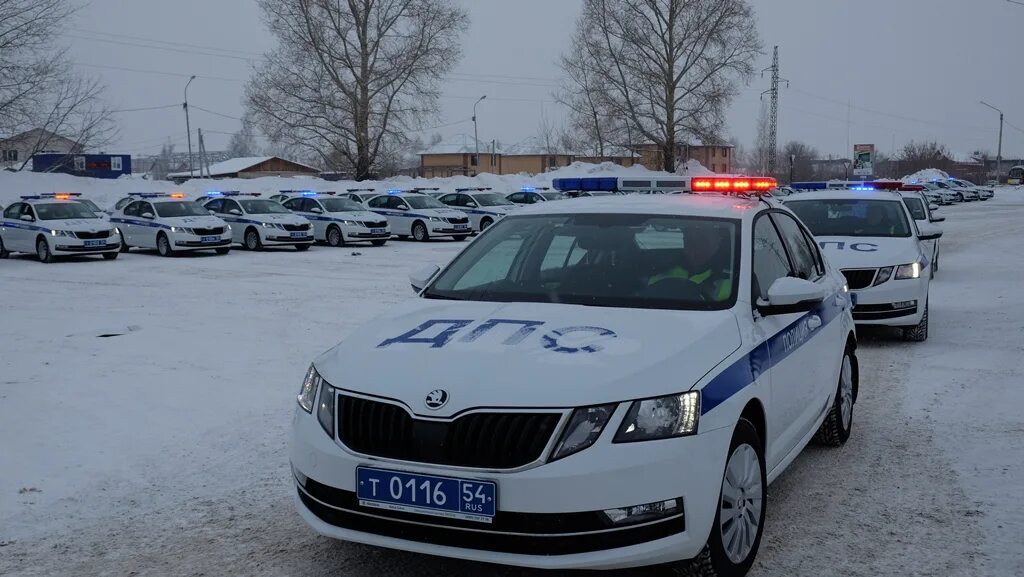 Экзамен гибдд новосибирск. ДПС ГИБДД Новосибирск. Шкода ДПС Курск. Шкода ДПС 4702.