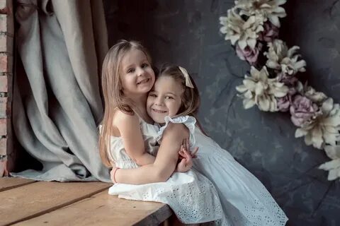Три сестры младшей