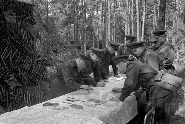 Маневры днепр. Учения ссср днепр. манёвры войск белорусского военного округа 1936 года.