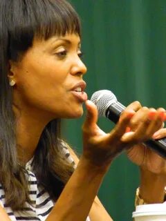 Aisha Tyler Wiki & Bio Everipedia.