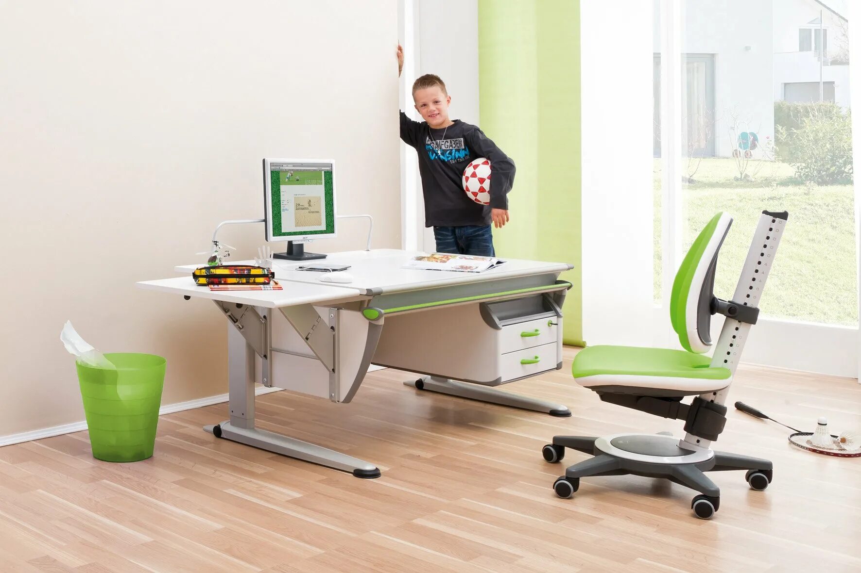Как подобрать стол. Стол moll booster. стол трансформер ergo room. стол-трансформер ergonomic vision. стол для первоклассника.