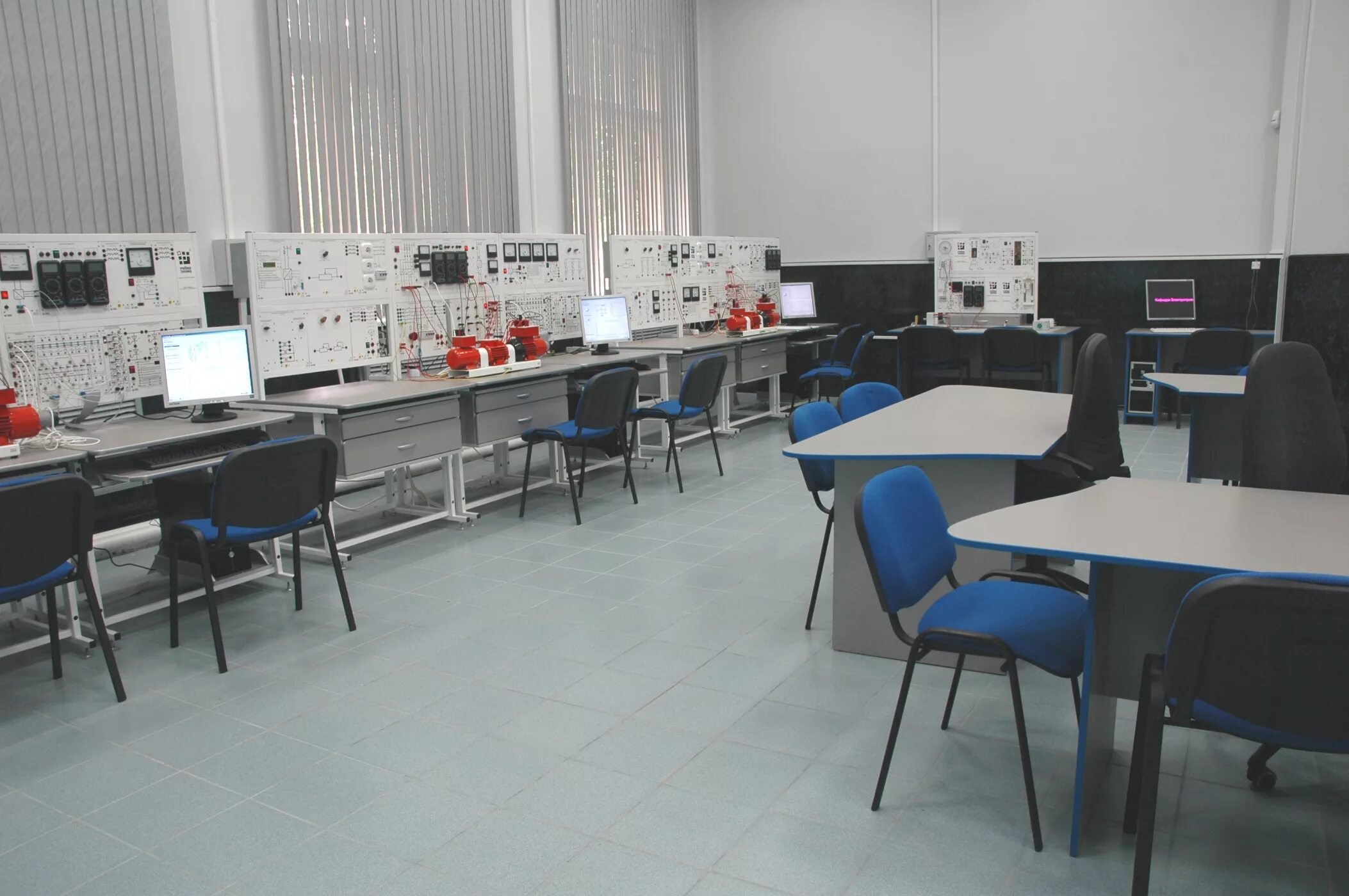 Лаборант кафедры. Лаборатория радиотехника. Требования к начальнику лаборатории. Факультет лаборант. Мапо кафедра клд.