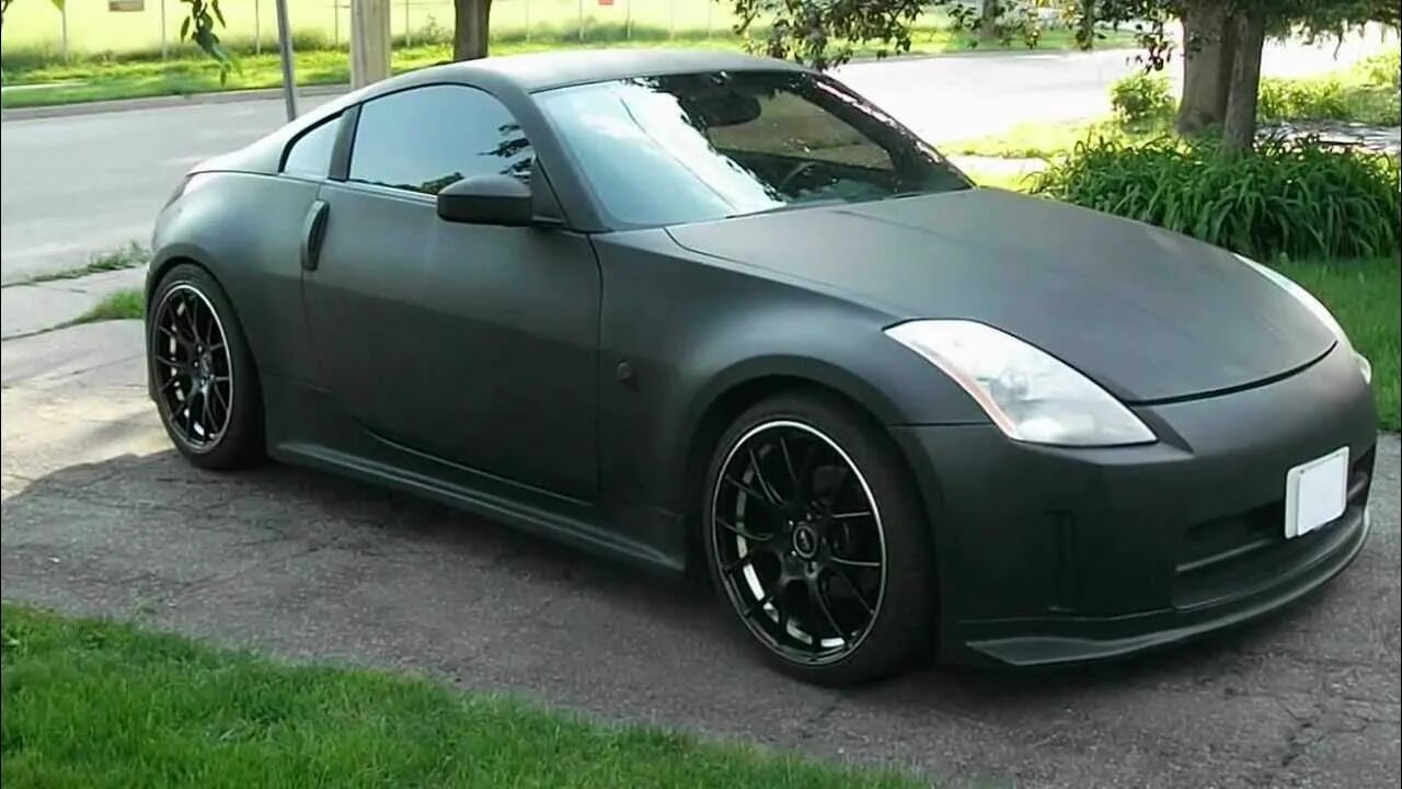 Крыша черный матовый. Ниссан 350z черный. Nissan 350z old. 350z Nissan Matte Black. Ниссан 350 Зет.