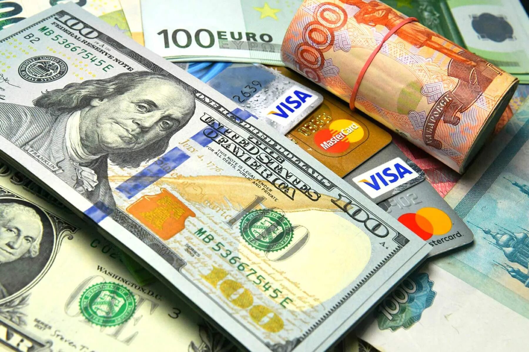Деньги с доллара на рубли. Доллар и евро. Евро валюта. Валюта доллар евро. Доллар евро рубль.