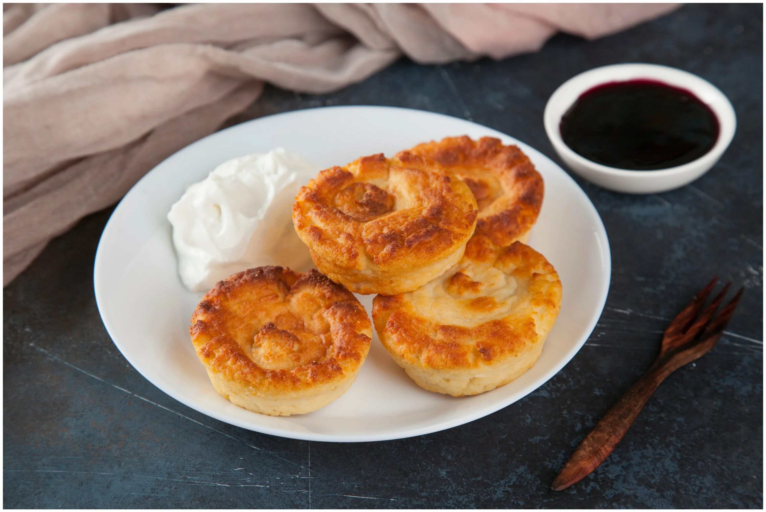 сырники из сыра рикотта. сырники из рикотты. сырники из сыра рикотта. рикотта сырники вкусвилл. сырники из сыра рикотта.