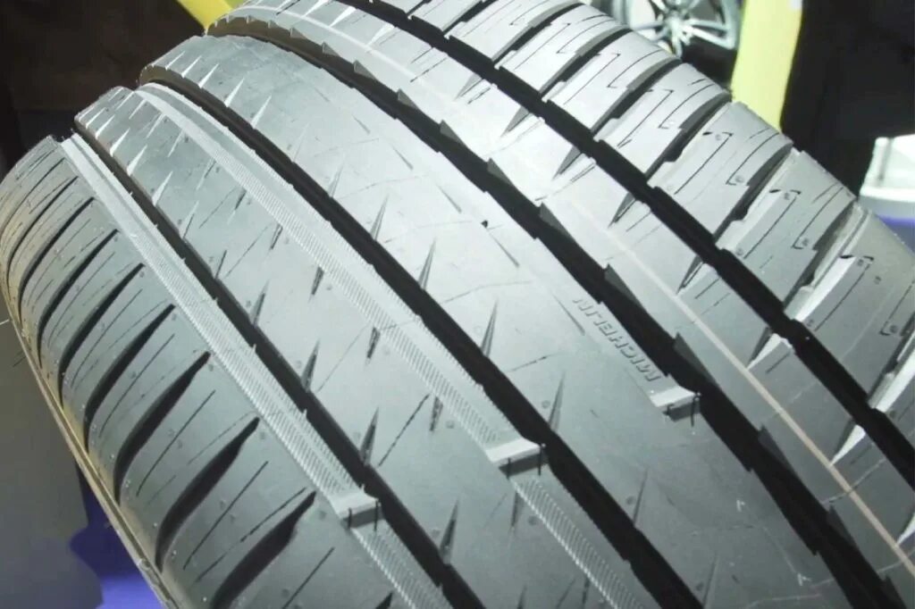 Michelin ps4 suv. Мишлен Pilot Sport 4 SUV. Michelin 275/50/r22. Мишелин 265/60/18 v 110 Pilot Sport-4 SUV. Мишлен 4 SUV пилот 285/40/21.