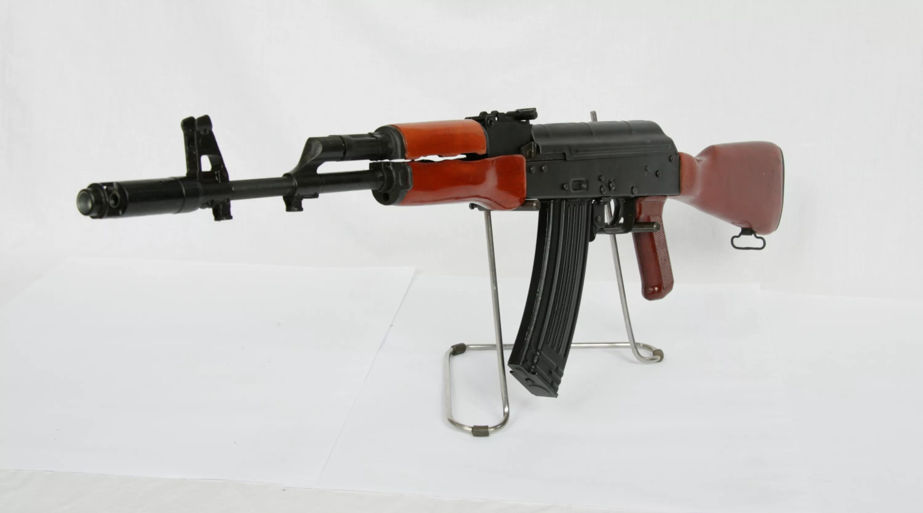 Автомат WZ.88 Tantal. KBK WZ. 88 Tantal. Польский автомат Тантал 5.45. Польский KBK WZ 88 Tantal.