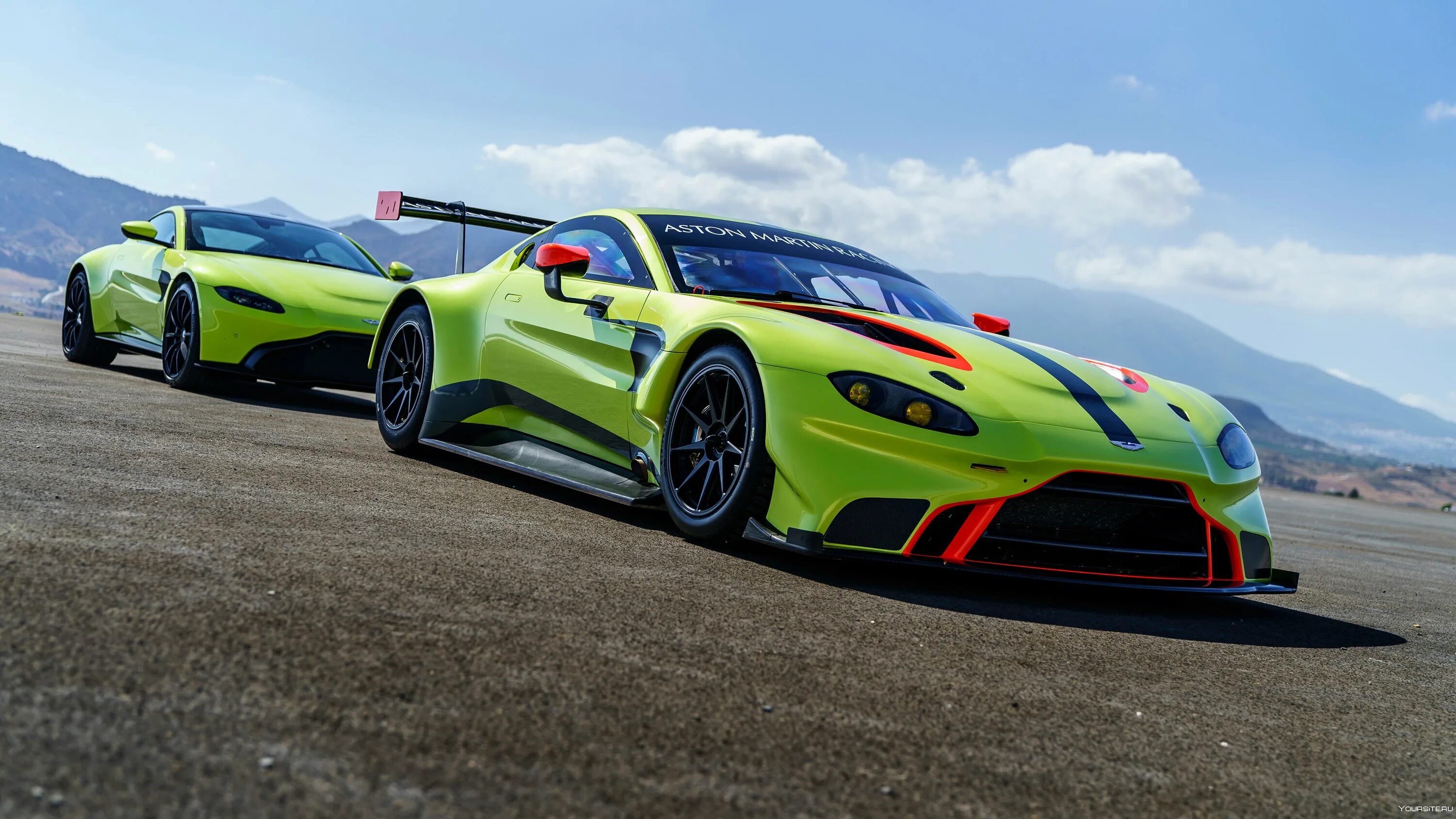 Спорт тачки. Aston Martin Vantage 2018. Aston Martin Vantage GTE 2018. Aston Martin Vantage GTE 2020.