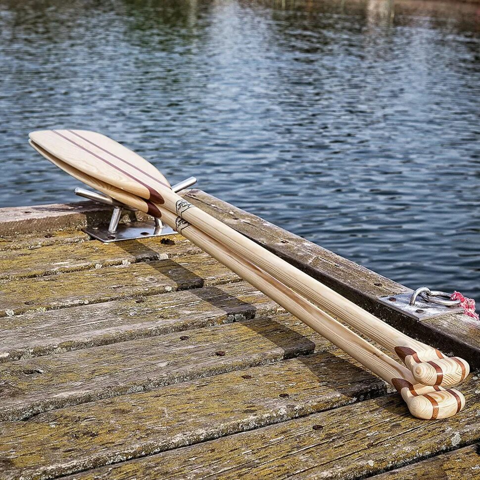 Двухлопастное весло. Весло деревянное. Лодка деревянная с веслами. Весло из дерева. Весло много