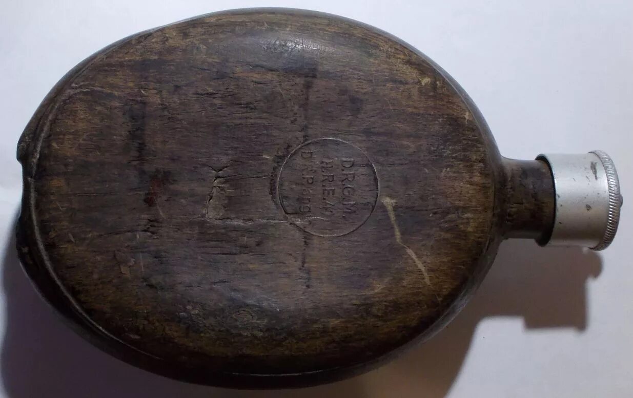 Фляга для воды походная. Кожаная фляга. Котелок фляга подкательник 3 в 1 десантуре. Венгерская фляга м35. Эрзац фляга вермахта.