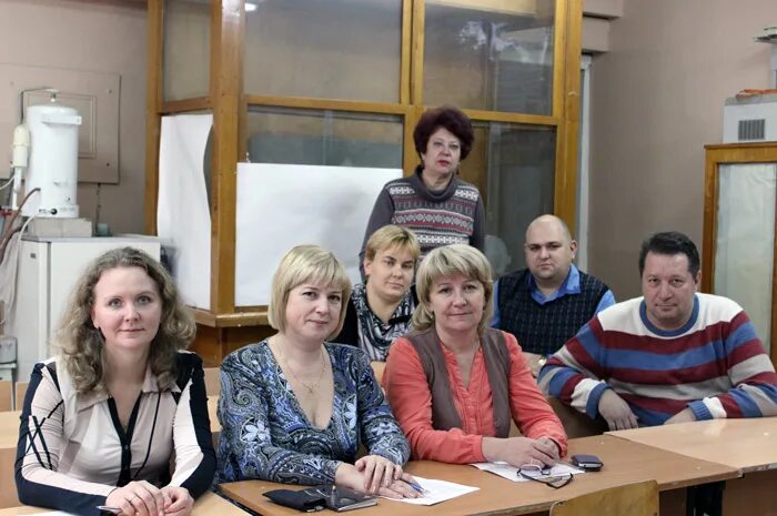 Г е н 2002. Г е н 2002. Киселева экономист. Антропология для детей книги. Зелёная книга по медецине.