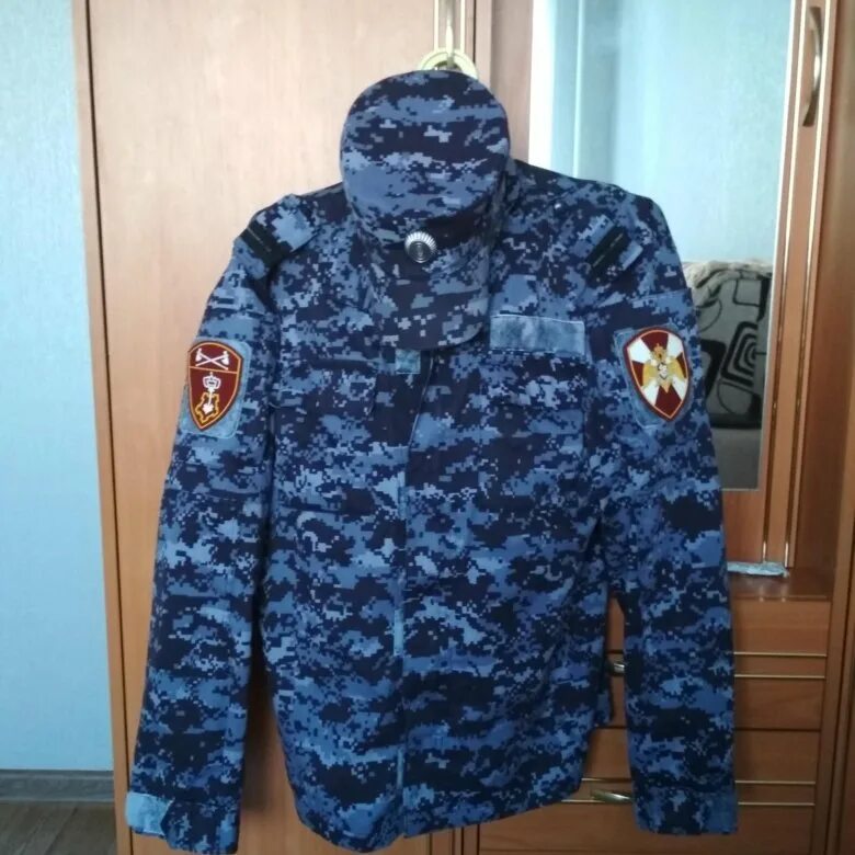 военная форма. новая форма омон. цвет формы росгвардии. костюм полевой росгвардия синяя точка. цвет формы росгвардии.