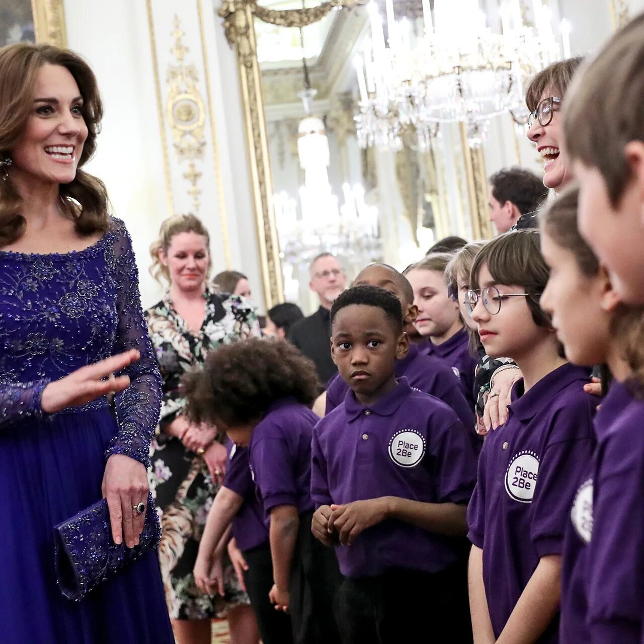 Кейт Миддлтон в платье Розмари. Jenny Packham платья Кейт Миддлтон. Ребенок Розмари и Кейт Миддлтон.