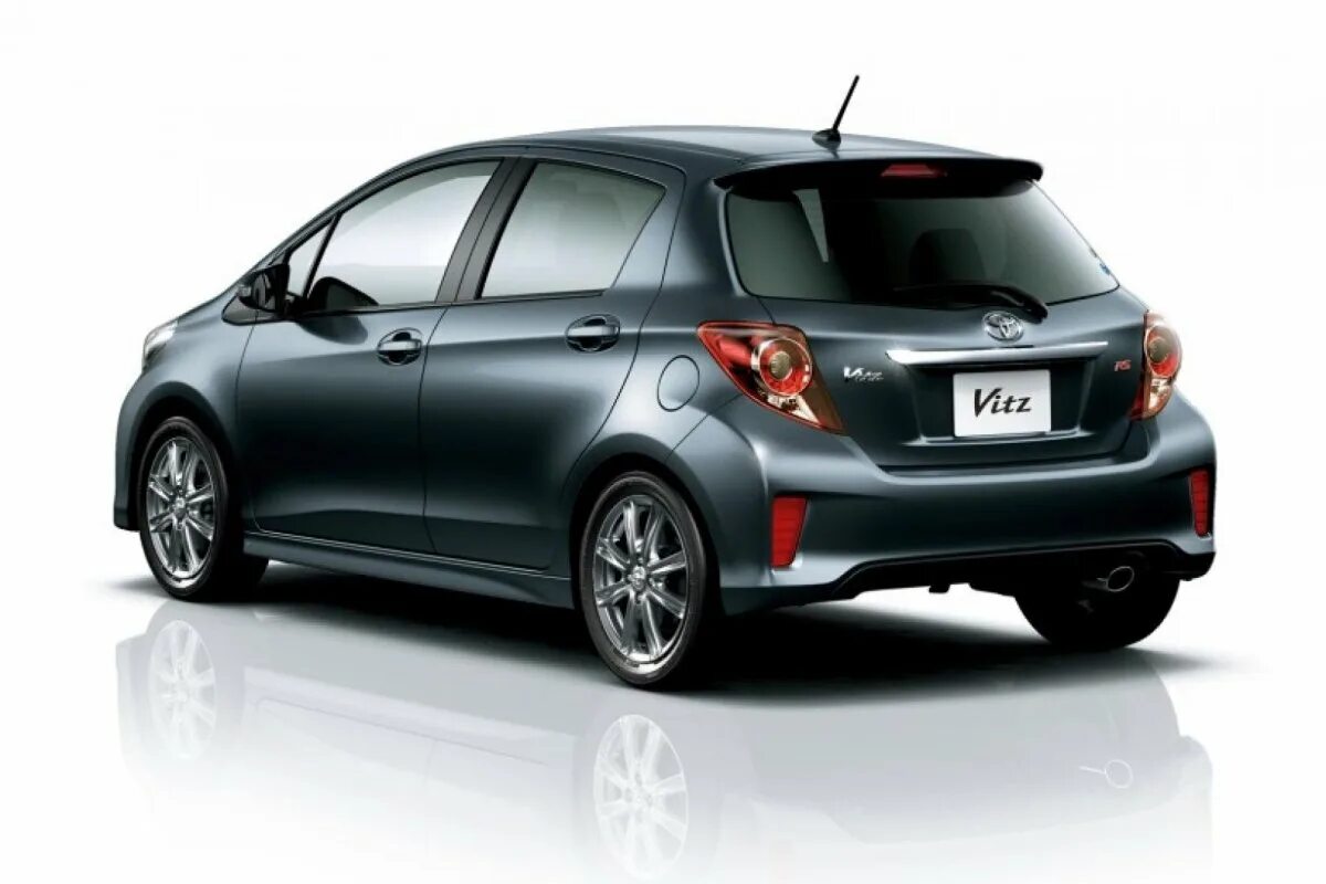 Тойота витц новая. Toyota Yaris 2012. Toyota Vitz. Toyota Vitz 2012. Toyota Vitz 2010.