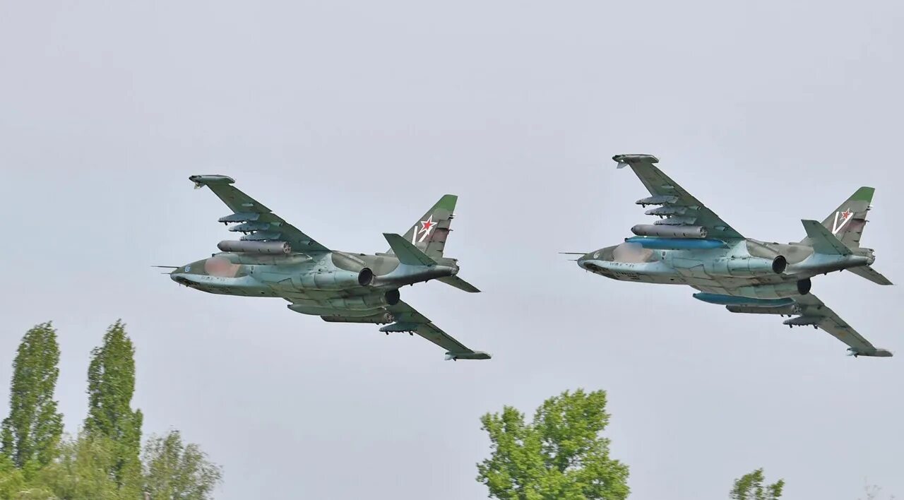 Фронтовые штурмовики Су-25 Грачи. Су 25 ВКС РФ на Украине. Су-25 сво на Украине.