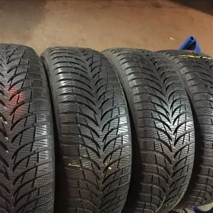 Шины 255 55 20 зимние с шипами. Шины 255 55 20 зимние с шипами