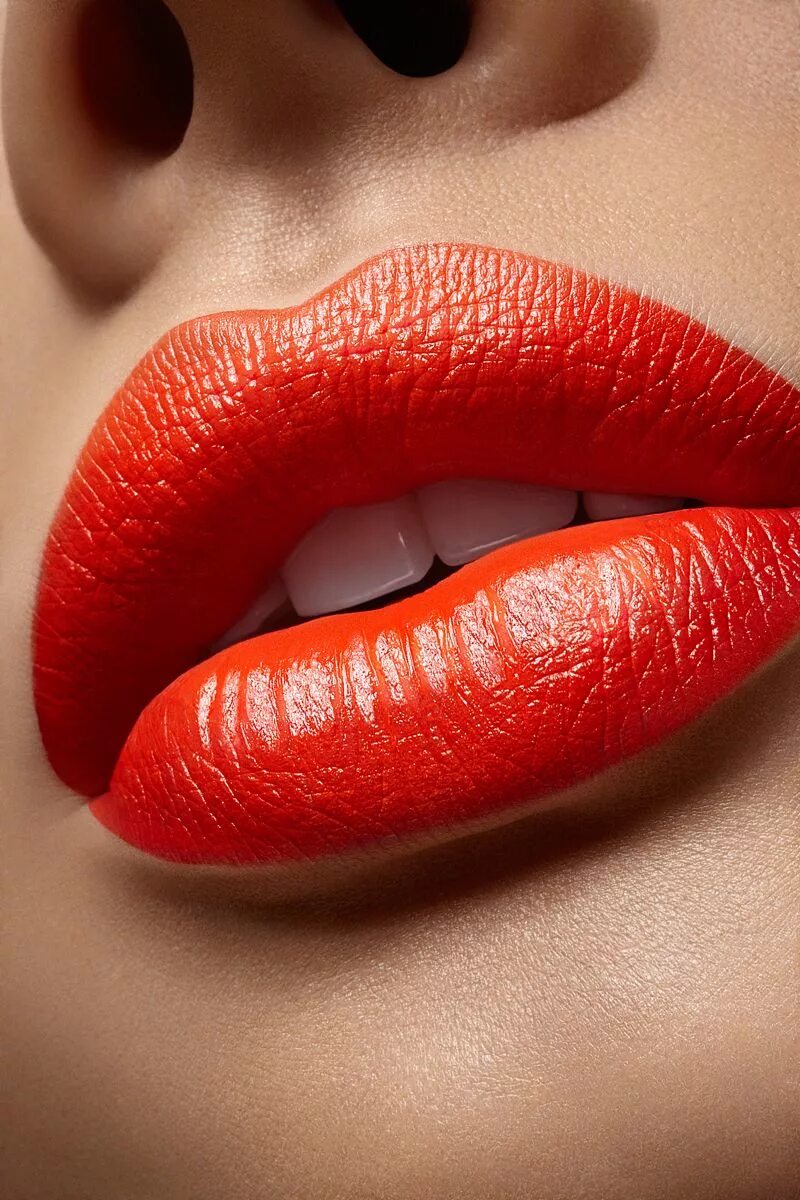 Close lips. Красивые губы. Женские губы. Красивые губки. Красивая помада.