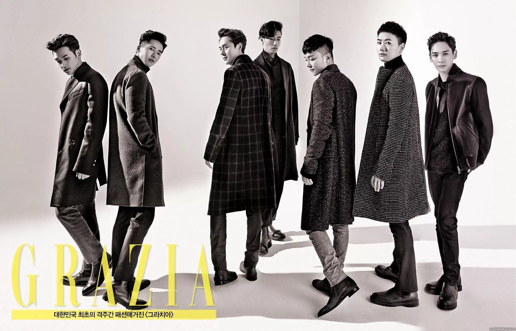 Click group. Click-b. click-b группа. click b kpop. click-b 2015.
