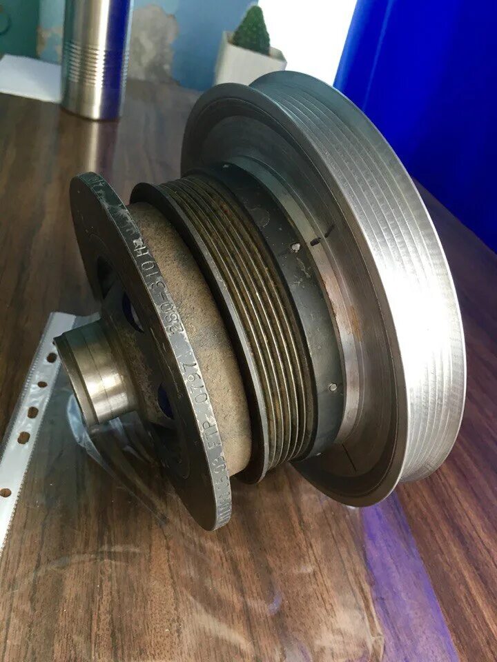 4. Шкив коленвала опель вектра б 1. Шкив коленвала рено лагуна 2. Шкив коленвала ямз 236. Шкив колена.