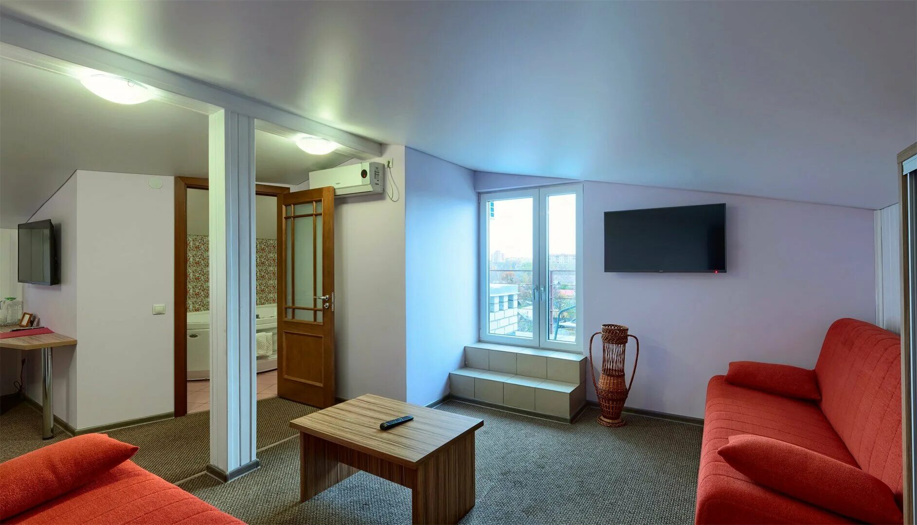 два крыла дома. два крыла ярославль гостиница. ломоносова 31 ярославль. два крыла ярославль гостиница. отель два крыла ярославль.