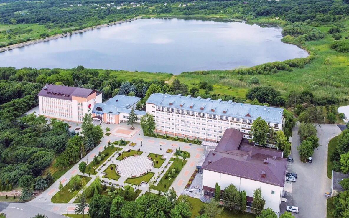 санаторий шахтер ессентуки. отель марат ялта. санаторий шахтер тула бассейн. санаторий марат. санаторий шахтер акции.
